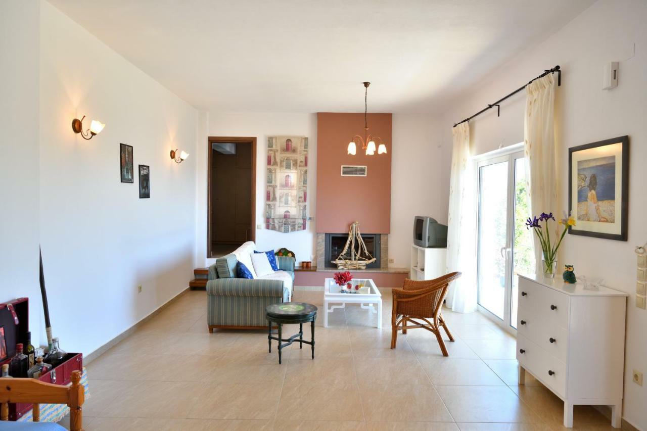 Agnanti Apartment Tragana  ภายนอก รูปภาพ